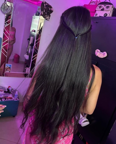 Foto von TS ATENEA BERTINELLI  XL PARTY