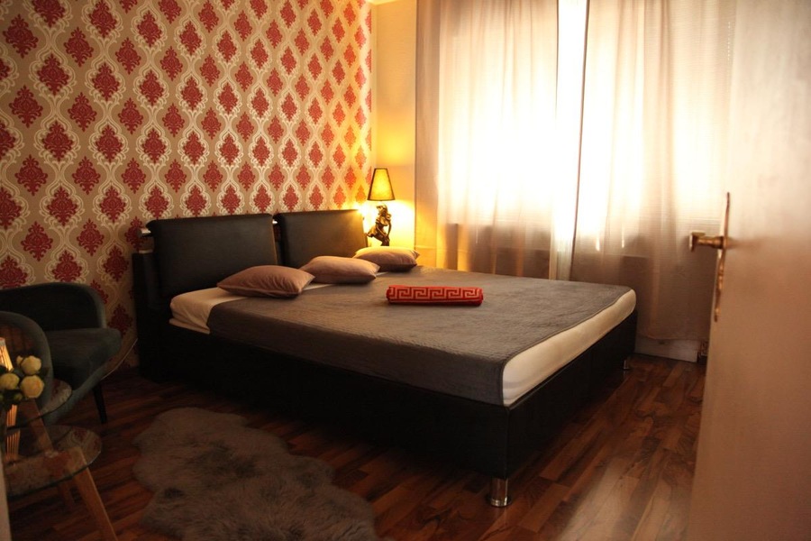 Foto von Sahra und Team - neue Nummer