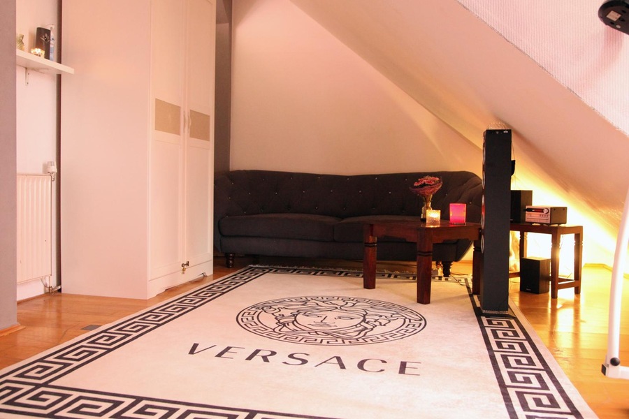 Foto von Sahra und Team - neue Nummer