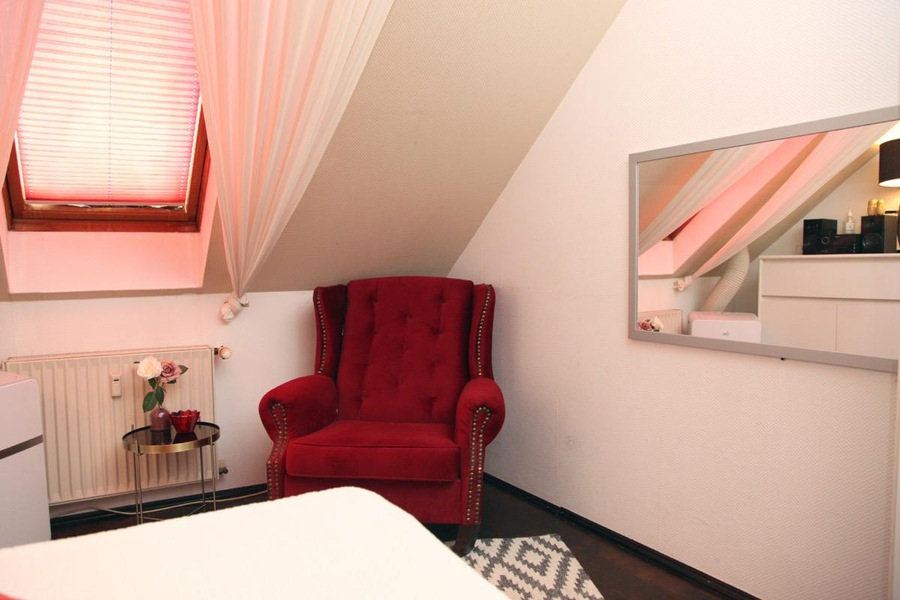 Sahra und Team - neue Nummer, 0151-10551185, Detmold, Wittekindstr. 25