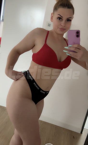 Foto von Noemi Top Service