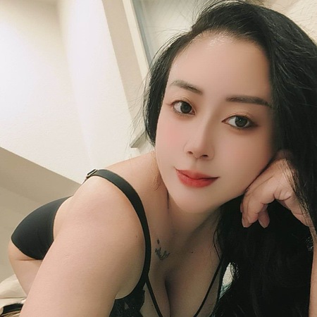 Marigold mit Freundin -nur per WhatsApp