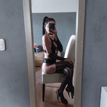 Simona - NEU NEU, Coburg