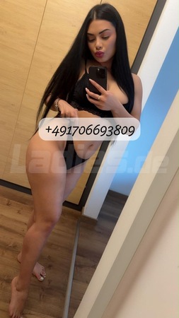 Rebecca neue Nummer, Darmstadt