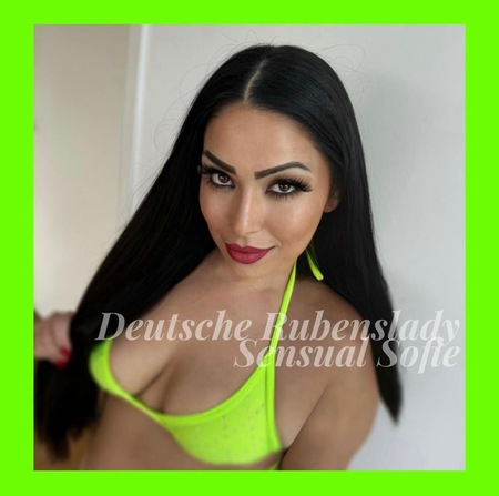 Deutsche Rubenslady Sensual Sofie & ONLINE-CONTENT, Kassel