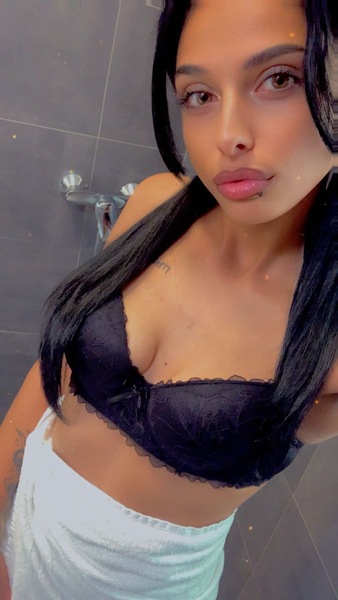 Foto von Sinem  -TOP Service! Party 24/7 Nur Besuchbar!!