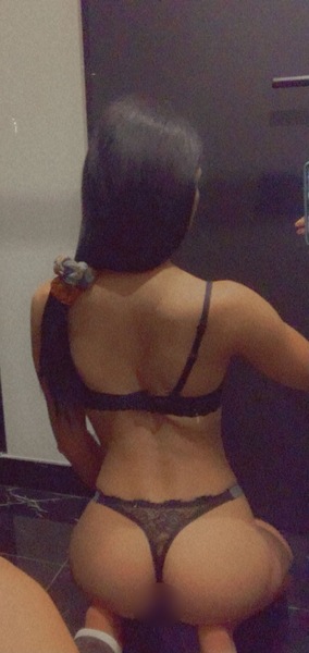 Foto von Sinem  -TOP Service! Party 24/7 Nur Besuchbar!!