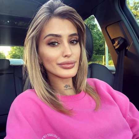 Adela - Party/ WhatsApp Contact, Frankfurt am Main