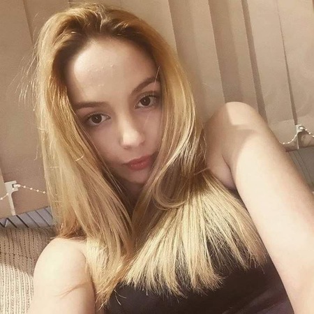 Anjela-Ganz neu, Dresden