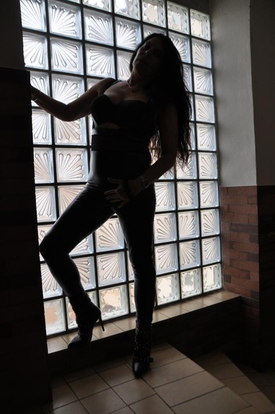 Foto von Lissy  Body To Body Massage“ rein