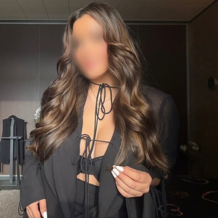 Joanna bei Velvet-Massage, Frankfurt am Main