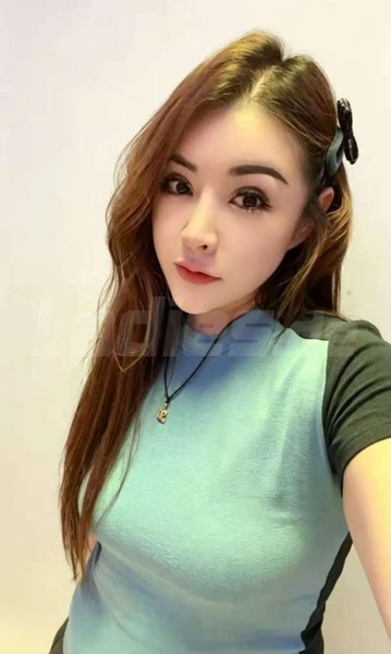 Foto von LINA bei Asia-Massage
