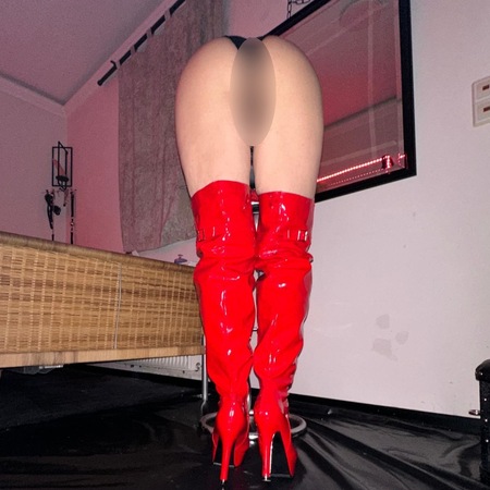 Bizarr Lady Marie-NS Queen