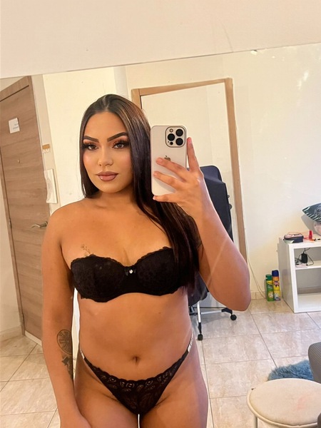 Foto von Julia Aus Brasilien Original Bild