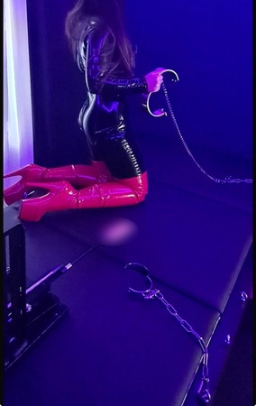 Deutsche Sera in Lack und Latex, Halle (Saale)