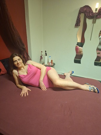 Nina Nur besuchbar! mit AV, Berlin-Neukölln