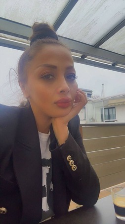 Deutsche Nadine Skinni Vers*ut alles!Fake Check*gerne auch Devot, München