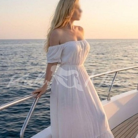 Lucia Luxury, Altenholz-Knoop
