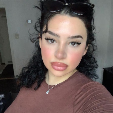 <img src="https://static.ladies-cdn.de/ladies/images/static-cdn/ladies-stars/img/ladies-stars-logo-icon.svg" class="starsContentIcon" />Türkisch Milf, Dortmund