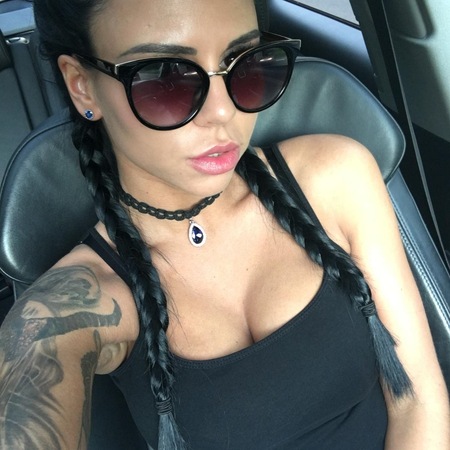 Skinny Klaudia aus Polen, Zetel