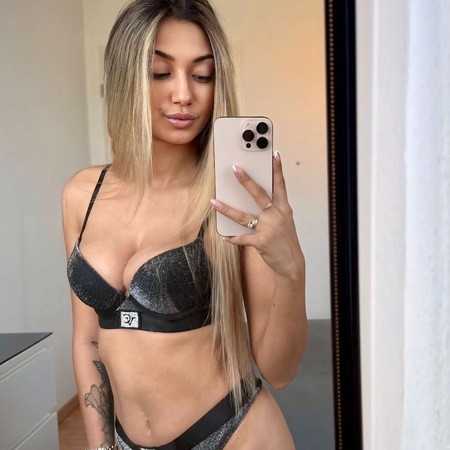 Elena nur WhatsApp, Nürnberg