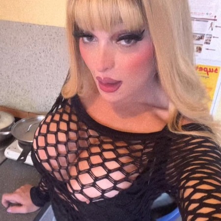 TS Valery, Nur WhatsApp, Augsburg