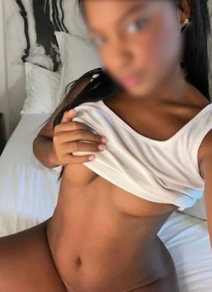 Carla – Frankfurt am Main photo 5