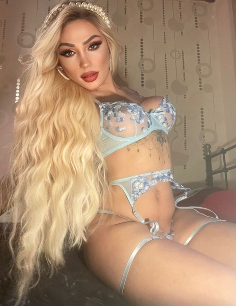 Foto von TS BLONDE SEX APPEAL