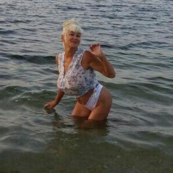 Foto von Sofi - NEU! Heisse Stimme und geile Kurven