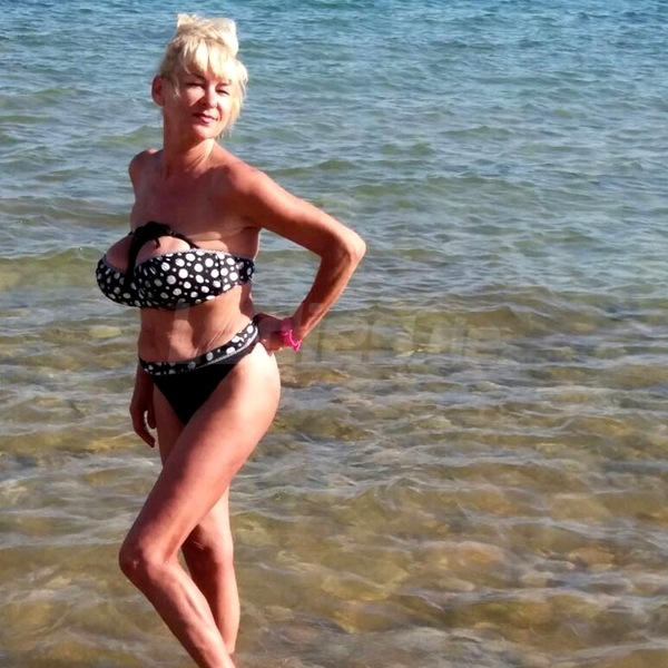 Foto von Sofi - NEU! Heisse Stimme und geile Kurven