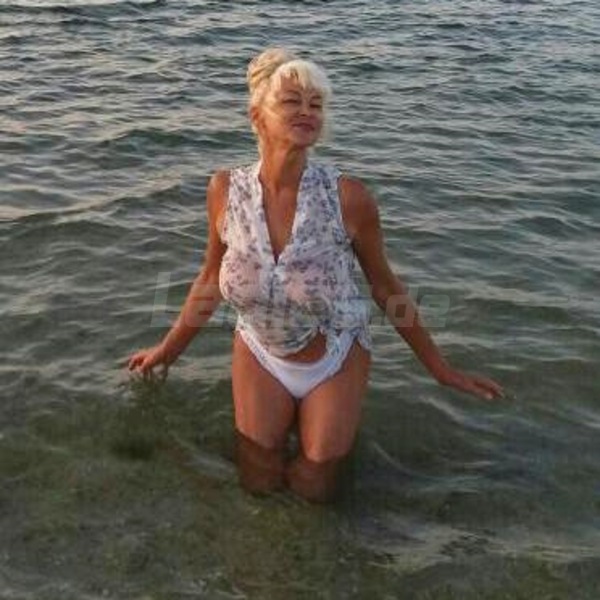 Foto von Sofi - NEU! Heisse Stimme und geile Kurven