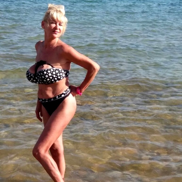Foto von Sofi - NEU! Heisse Stimme und geile Kurven