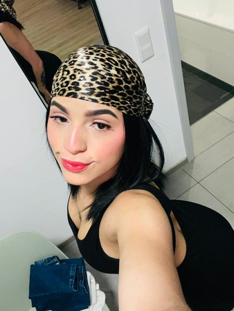 Charlotte, Halle (Saale)