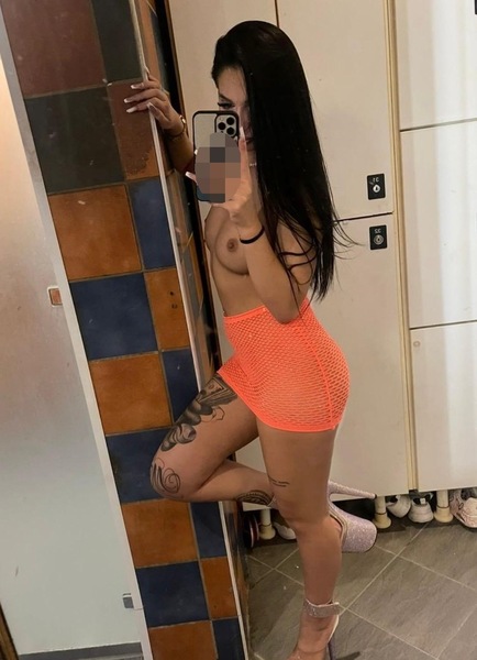 Foto von Julia *NON STOP*