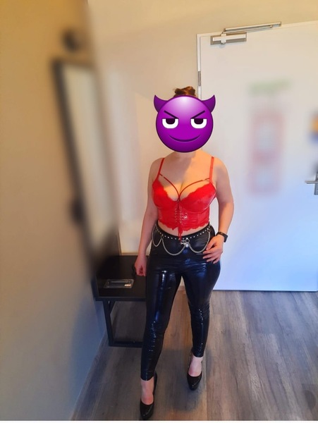 Foto von Lady Mira Profi in KV