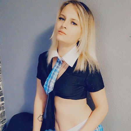 PAULA - Süßes blondes Girl 19J.