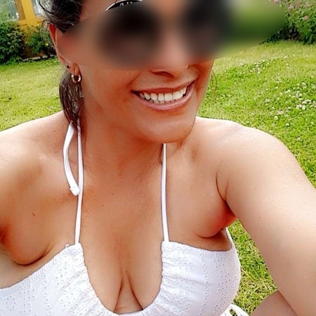 Paola ( Ü 40 ) aus Brasilien, Aschersleben