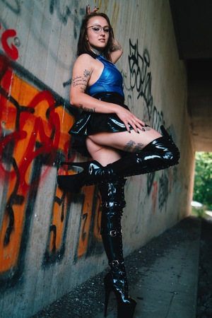 Lady Venom, Wiesbaden