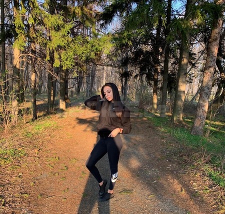 Mikaela, Halle (Saale)