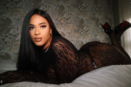 Izabelle Santos, Berlin