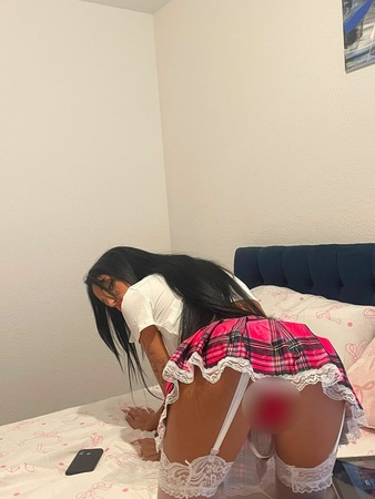 Nikki, Stuttgart