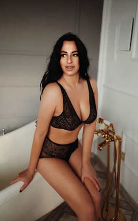 NEU Anna HEUTE im Kaskade Massagestudio, Frankfurt am Main