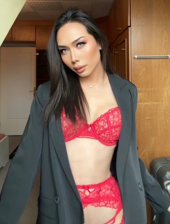 Ts Jessie Top Model Asia, Berlin Wedding