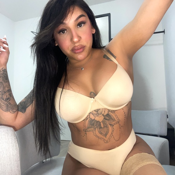 TS STEFANY LATINA PARTY