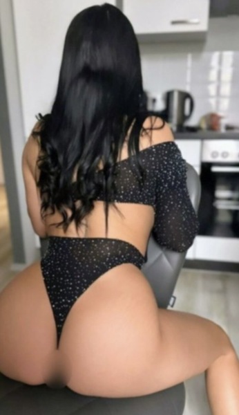 Karolina – Munchen photo 4