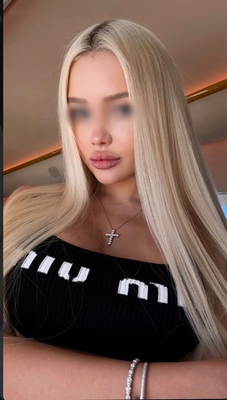 Olga 100 %REAL-Haus/ Hotelbesuch/ Büro, Düsseldorf