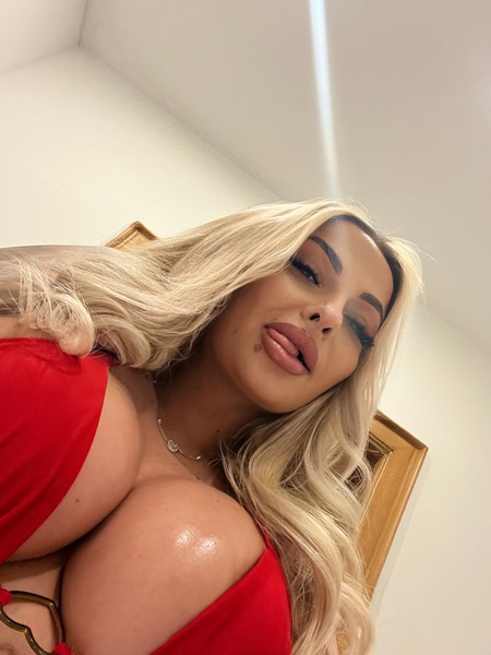 Sabrine NEW – Munster photo 3