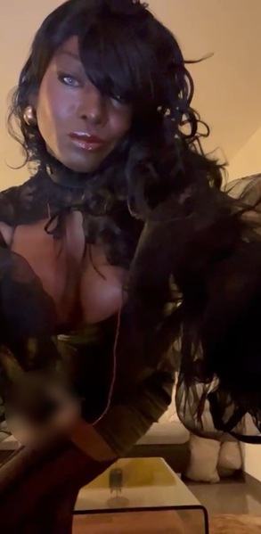 Foto von Naomi Black Hammer 27 cm