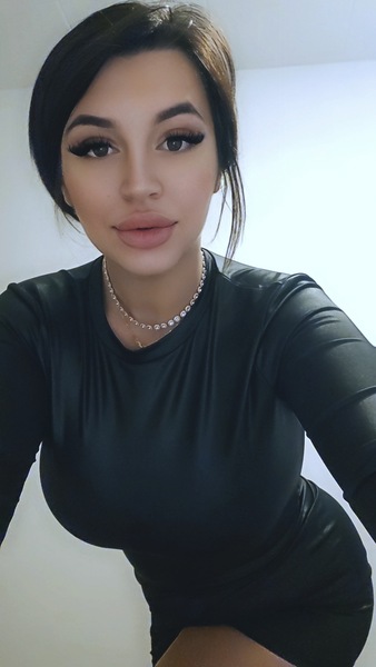 Foto von Lady Maia Hart bis Zart