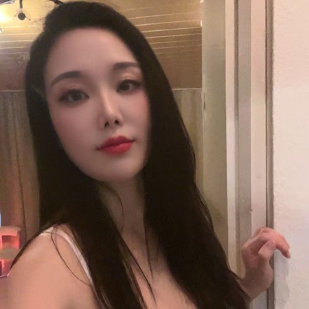Yang Yang